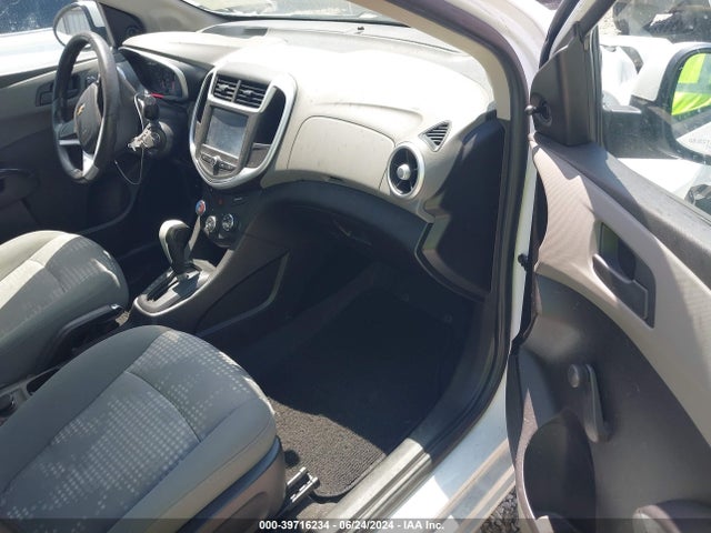 Chevrolet Sonic Lt Auto 2017 1G1JG6SG7H4144915 Image 5