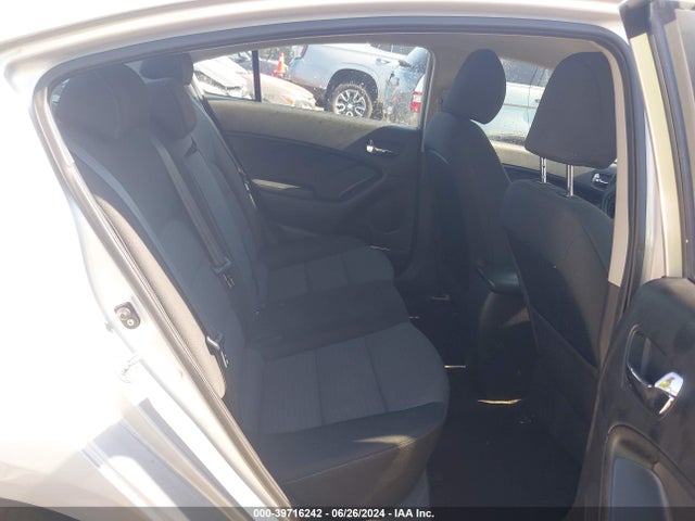 KIA FORTE LX 2015 KNAFX4A61F5429527 Image 8