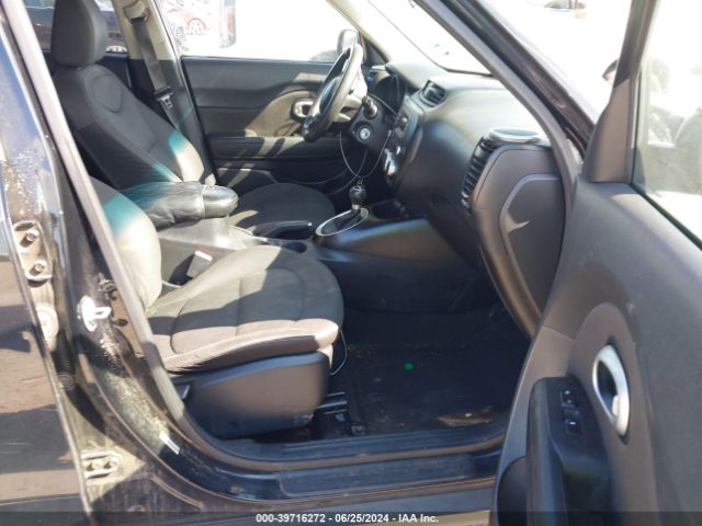 KNDJN2A27F7153878 KIA Soul