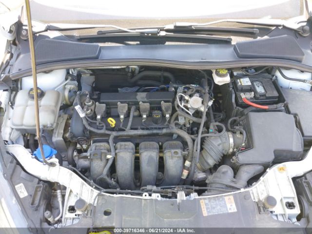 1FADP3M29JL308915 Ford FOCUS SEL