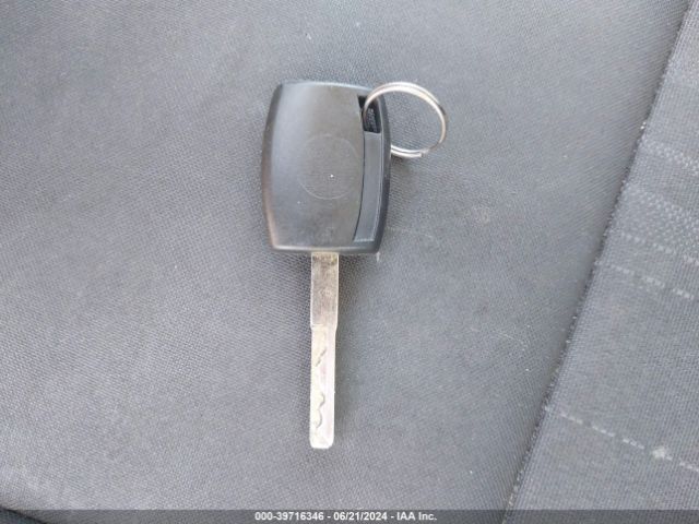 1FADP3M29JL308915 Ford FOCUS SEL