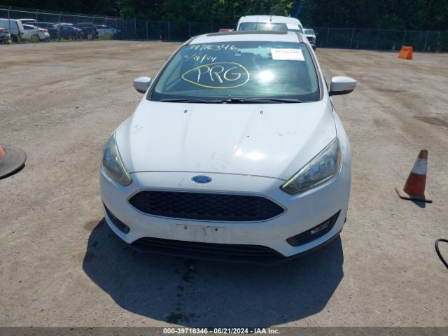 1FADP3M29JL308915 Ford FOCUS SEL