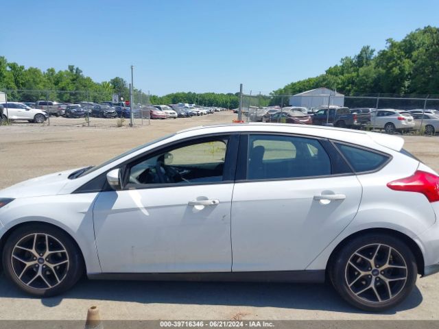 1FADP3M29JL308915 Ford FOCUS SEL
