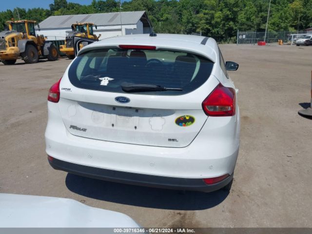 1FADP3M29JL308915 Ford FOCUS SEL