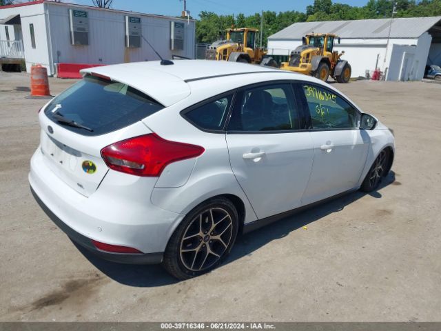 1FADP3M29JL308915 Ford FOCUS SEL