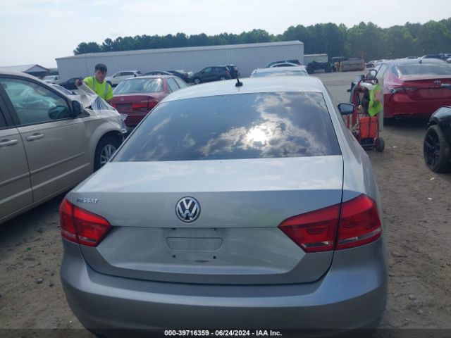 1VWAP7A37EC011498 Volkswagen Passat 2.5l S