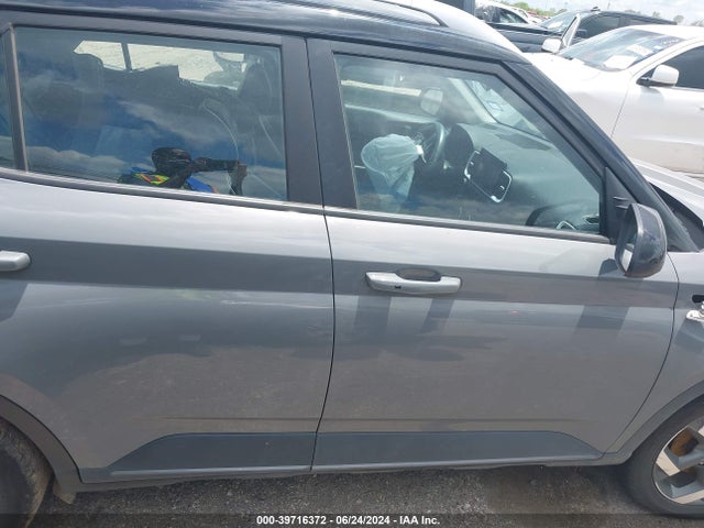 Hyundai Venue Limited 2022 KMHRC8A34NU164417 Image 14