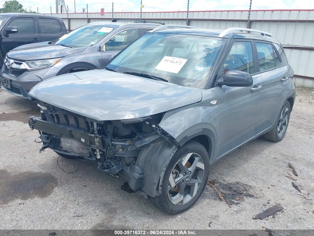 Hyundai Venue Limited 2022 KMHRC8A34NU164417 Image 2