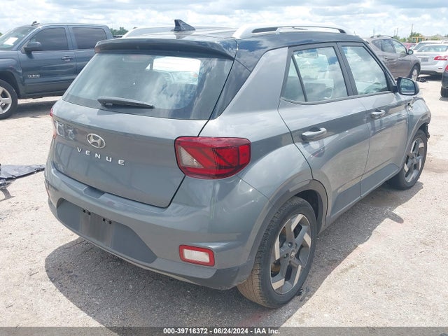 Hyundai Venue Limited 2022 KMHRC8A34NU164417 Image 4