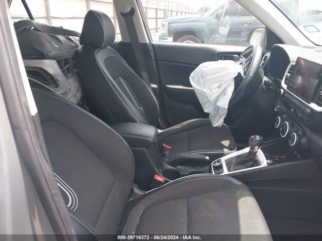 Hyundai Venue Limited 2022 KMHRC8A34NU164417 Image 5