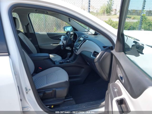 2GNAXHEV6K6269589 Chevrolet EQUINOX LS