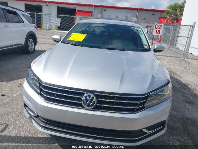 1VWAS7A33GC035346 Volkswagen Passat 1.8t S