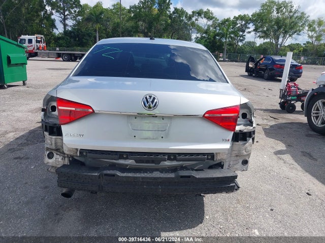 1VWAS7A33GC035346 Volkswagen Passat 1.8t S