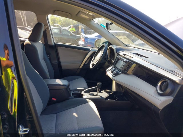 Toyota RAV4 LE 2015 2T3ZFREV8FW185191 Image 5