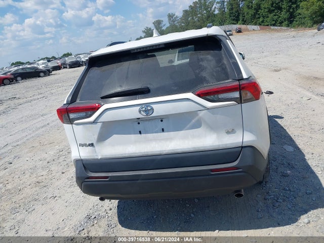 Toyota RAV4 LE 2021 2T3K1RFVXMC122865 Image 16