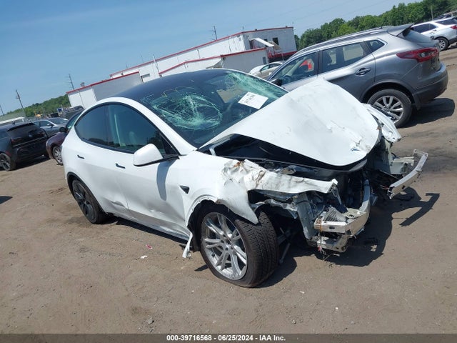 2021 TESLA MODEL Y 5YJYGDEE4MF082347 Photo 0
