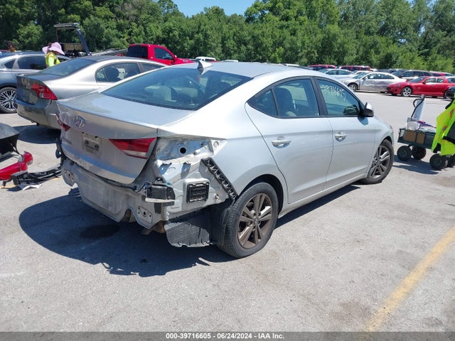 Hyundai Elantra Value Edition 2018 5NPD84LF5JH270895 Image 4