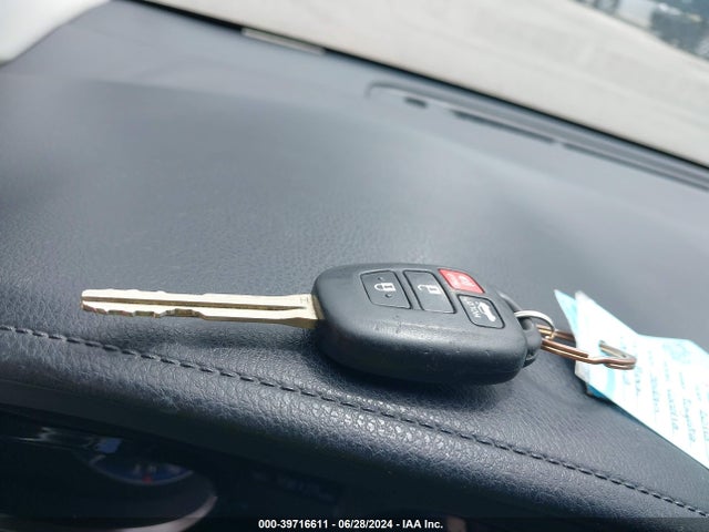 Toyota Corolla S Plus 2016 5YFBURHE5GP547962 Image 11
