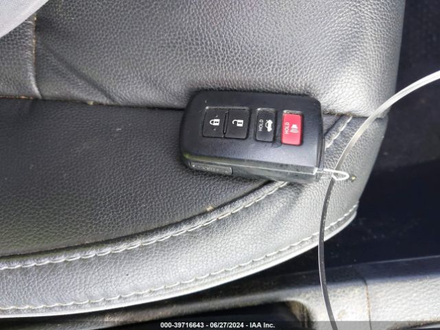 2T1BURHE5EC054019 Toyota Corolla S Premium