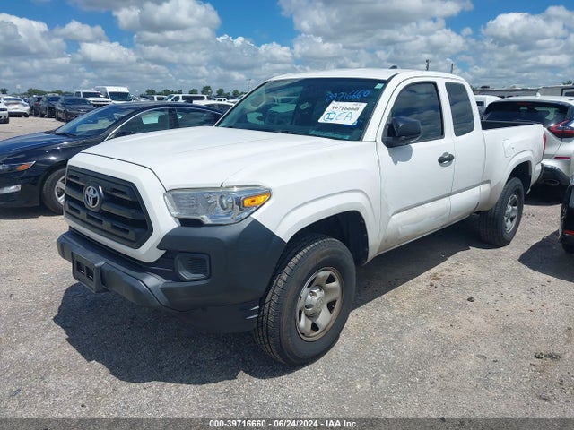 Toyota Tacoma Sr 2017 5TFRX5GN0HX099732 Image 2