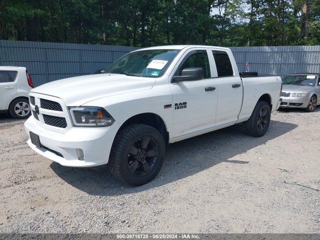 RAM 1500 Express 2016 1C6RR7FT7GS417869 Image 2