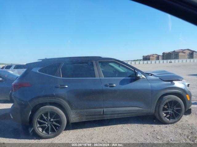 KNDEU2AA4M7196468 KIA SELTOS S