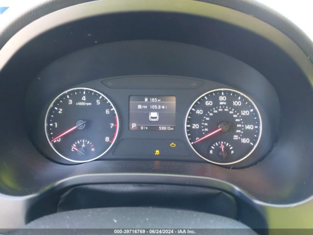 KNDEU2AA4M7196468 KIA SELTOS S