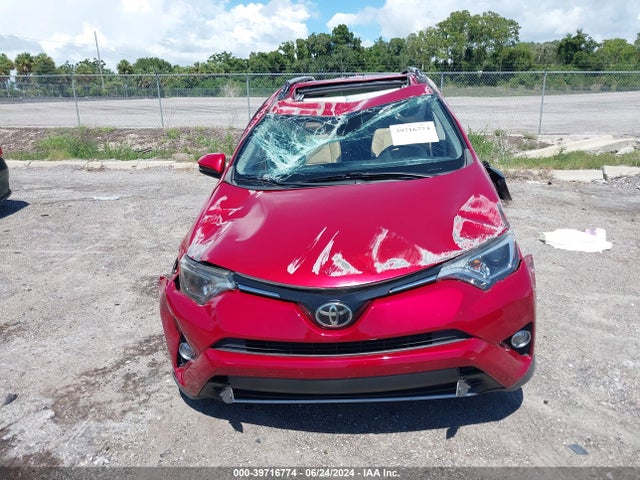 Toyota Rav4 Xle 2017 JTMWFREV4HJ111612 Image 12