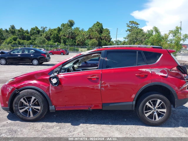 Toyota Rav4 Xle 2017 JTMWFREV4HJ111612 Image 14