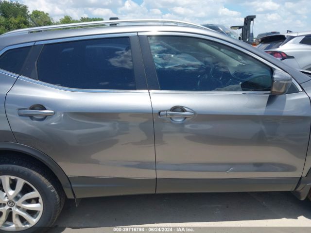 JN1BJ1BV8MW569527 Nissan Rogue Sport Sv Fwd Xtronic Cvt