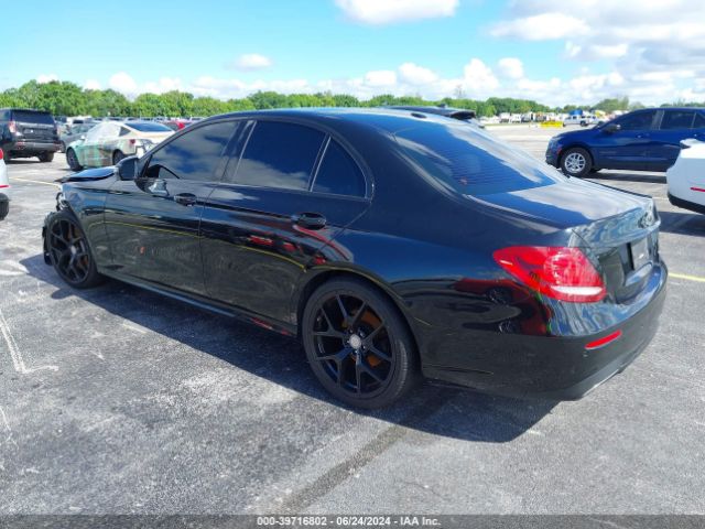 WDDZF4JB8HA054123 Mercedes-Benz E 300
