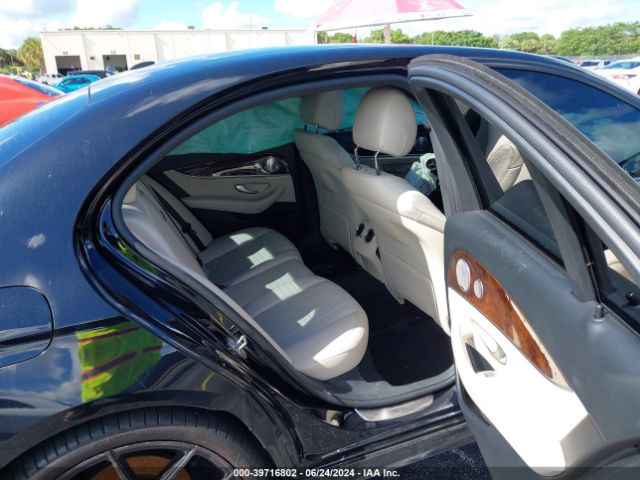 WDDZF4JB8HA054123 Mercedes-Benz E 300