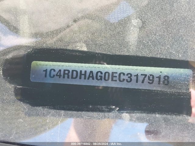 1C4RDHAG0EC317918 Dodge Durango Sxt