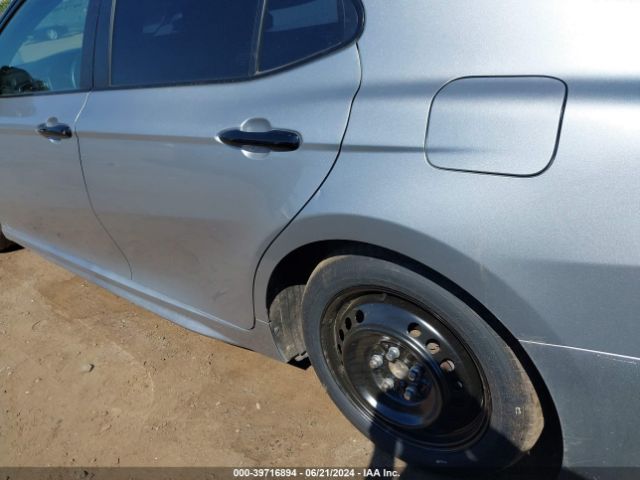 4T1G11AK5NU047652 Toyota Camry Se Nightshade Edition