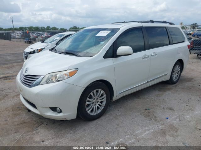 5TDYK3DC6GS751680 Toyota Sienna Xle Premium 8 Passenger