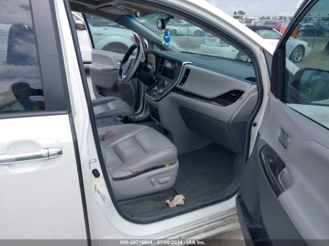 5TDYK3DC6GS751680 Toyota Sienna Xle Premium 8 Passenger