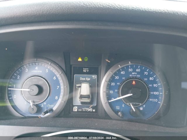 5TDYK3DC6GS751680 Toyota Sienna Xle Premium 8 Passenger