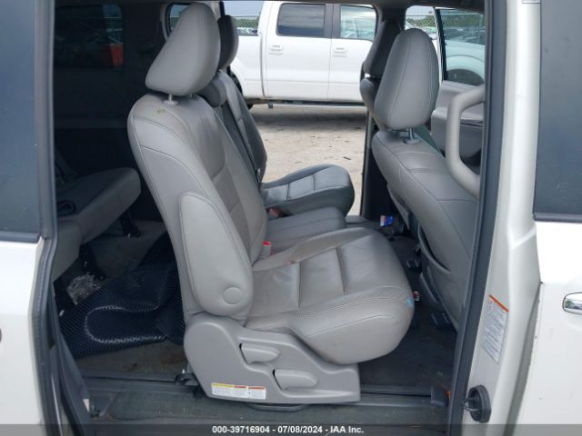 5TDYK3DC6GS751680 Toyota Sienna Xle Premium 8 Passenger