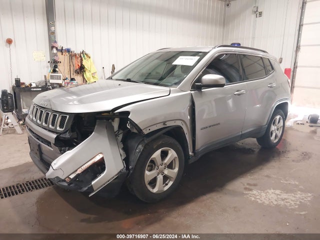 Jeep Compass Latitude 4x4 2019 3C4NJDBB0KT648369 Image 2