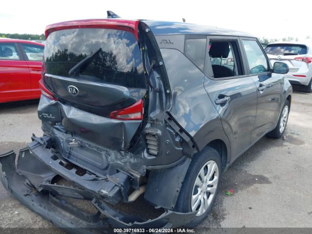 KNDJ23AU8M7788122 KIA SOUL LX