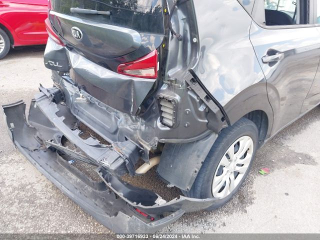 KNDJ23AU8M7788122 KIA SOUL LX