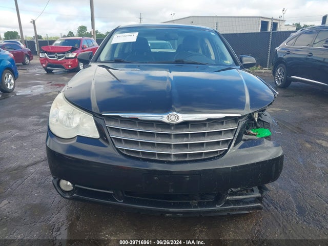 39716961 :رقم المزاد ، 1C3CC5FV8AN148992 vin ، 2010 Chrysler Sebring Limited مزاد بيع