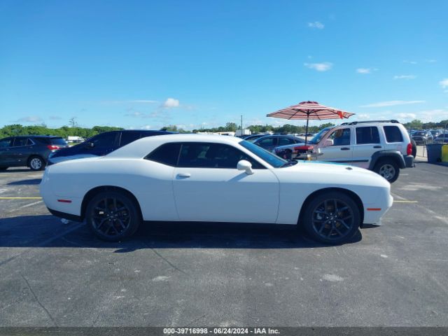 2C3CDZAG2PH554037 Dodge Challenger Sxt