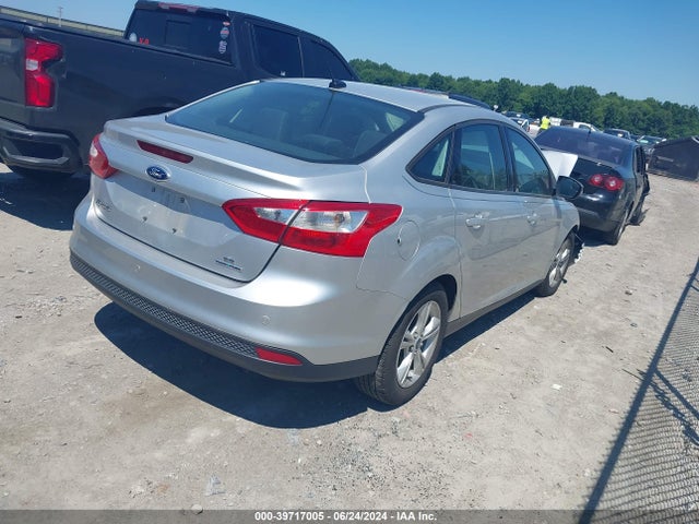 Ford FOCUS SE 2014 1FADP3F23EL439521 Image 4