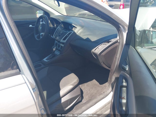 Ford FOCUS SE 2014 1FADP3F23EL439521 Image 5