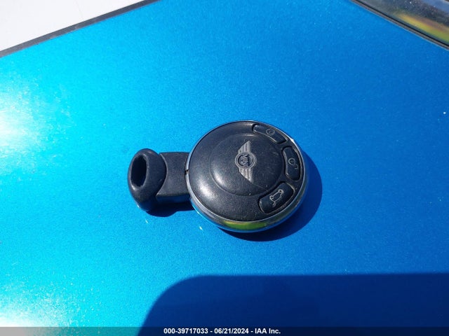 2009 MINI COOPER WMWMF33569TW70184 Photo 10