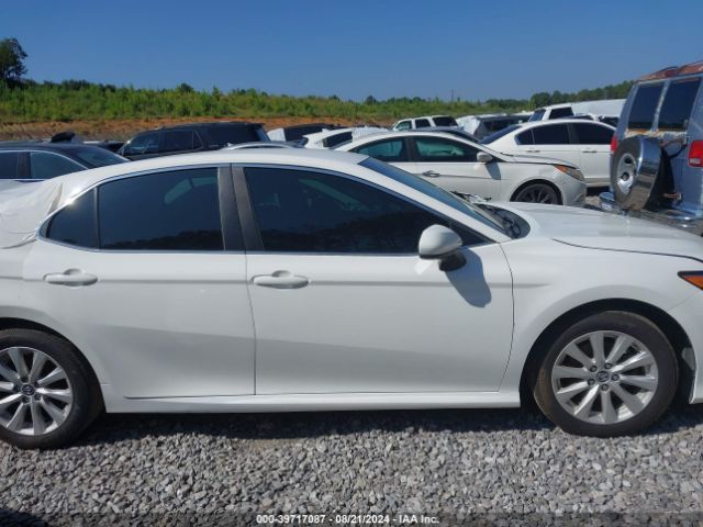 4T1B11HK0JU596864 Toyota CAMRY LE
