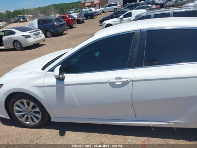 4T1B11HK0JU596864 Toyota CAMRY LE