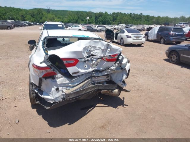 4T1B11HK0JU596864 Toyota CAMRY LE