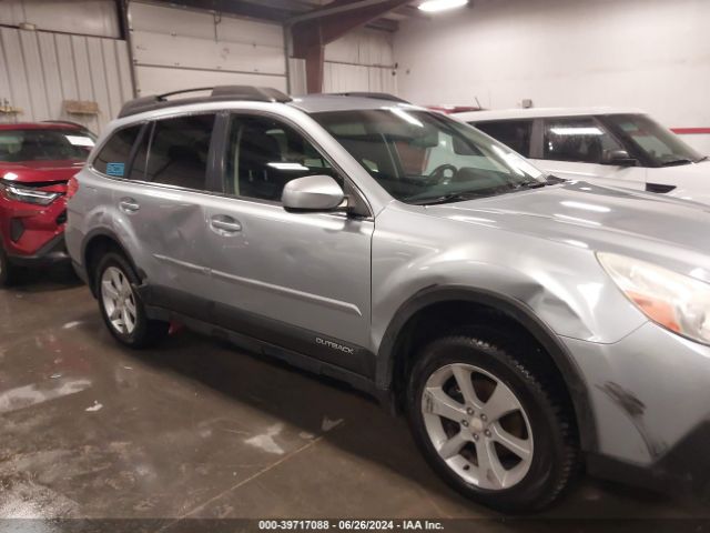 4S4BRBCC8E3310639 Subaru Outback 2.5i Premium